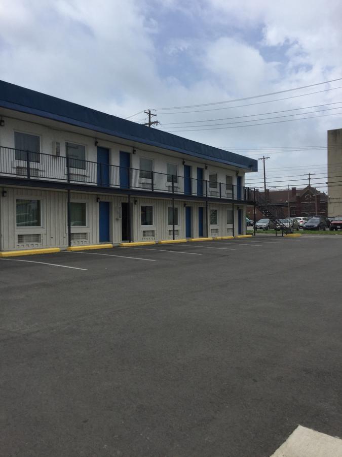 Inn Towne Motel Columbus Dış mekan fotoğraf